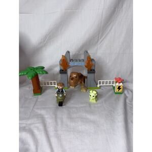LEGO DUPLO Jurassic World T-Rex & Triceratops Breakout 10939 Retired Complete